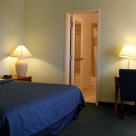 Cocoa Beach Suites Hotel Buitenkant foto