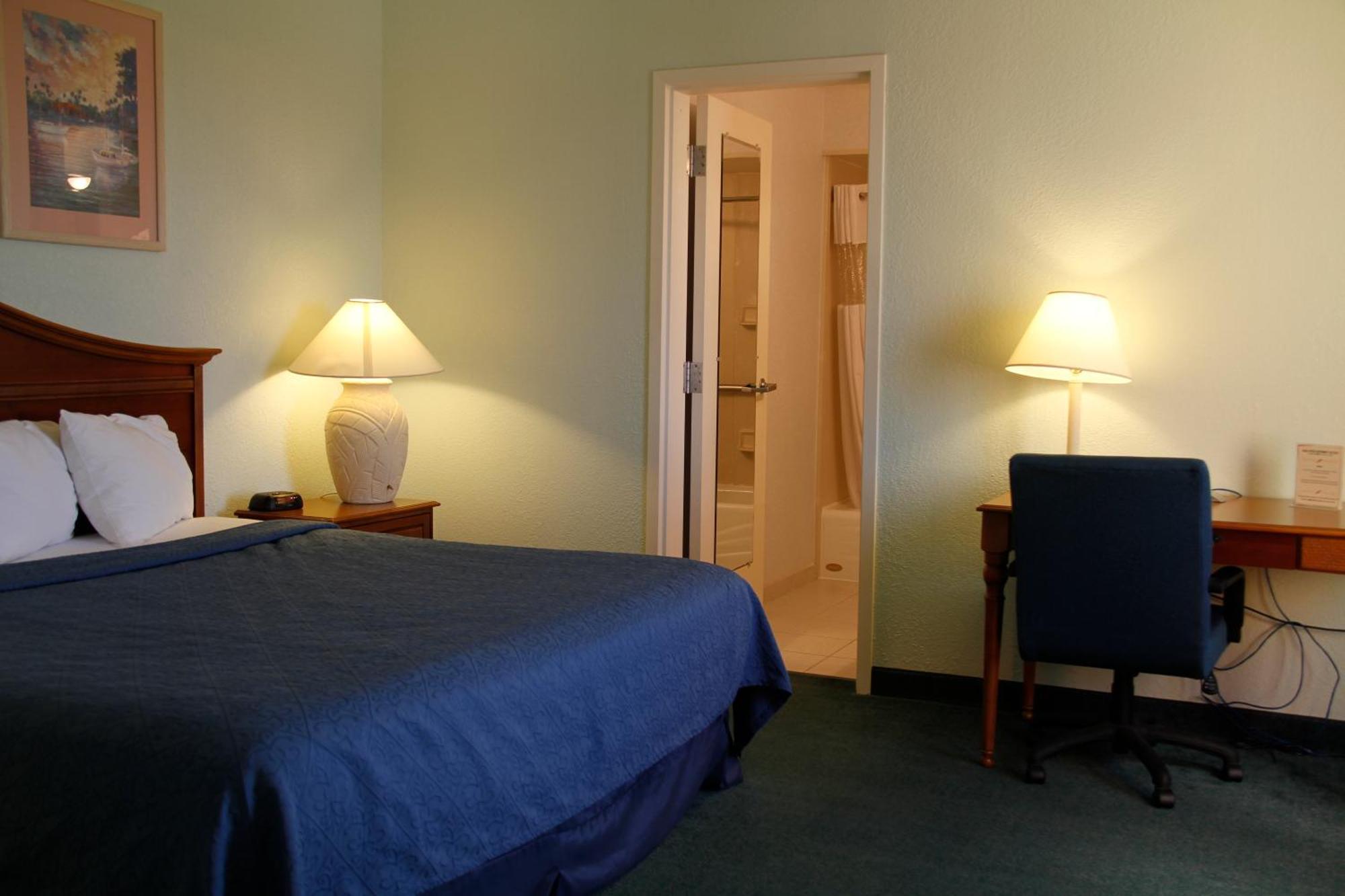 Cocoa Beach Suites Hotel Buitenkant foto
